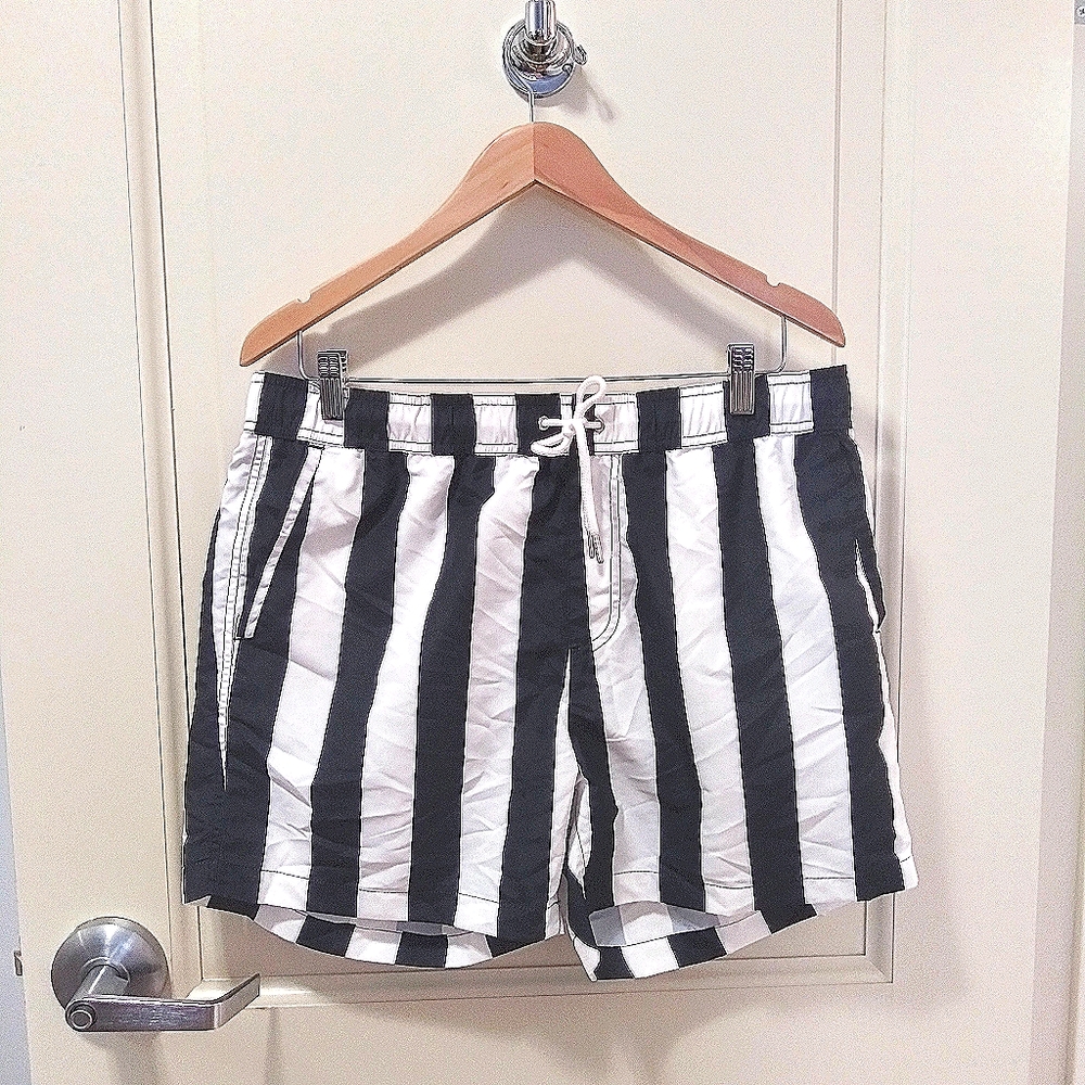 *NWT*  FOREVER 21-♟️🌼-Swim Trunks-Price Is Final-